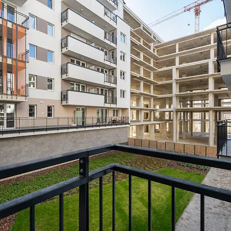 Apartman Heroes Square *